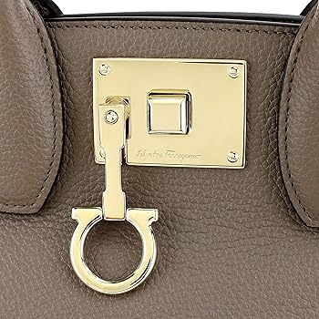 ほぼ新品★フェラガモ アシンメトリーボウフラット（アイボリー）7.5 img_209378ca64515545b19e623cf7